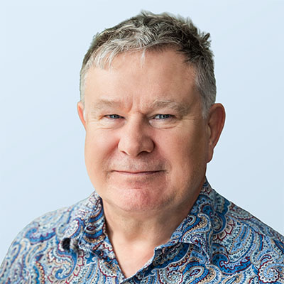 Peter MacAvock